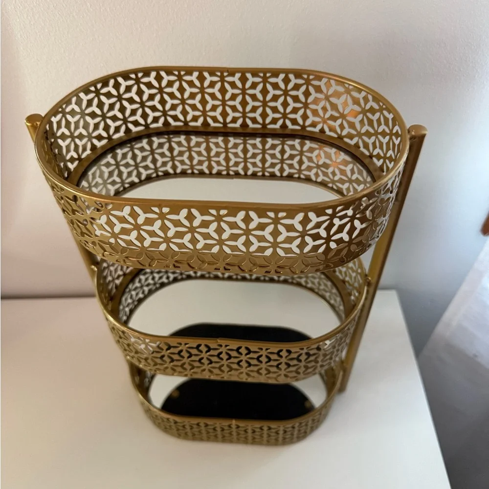 Gold Metal Tiered Organizer - Picture 2 of 3